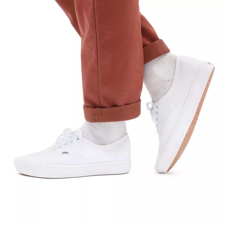 Vans Klasszikus Comfycush Autentikus Cipő Fehér