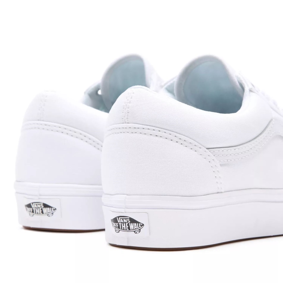 Furgonok Klasszikus Comfycush Old Skool Cipő Fehér