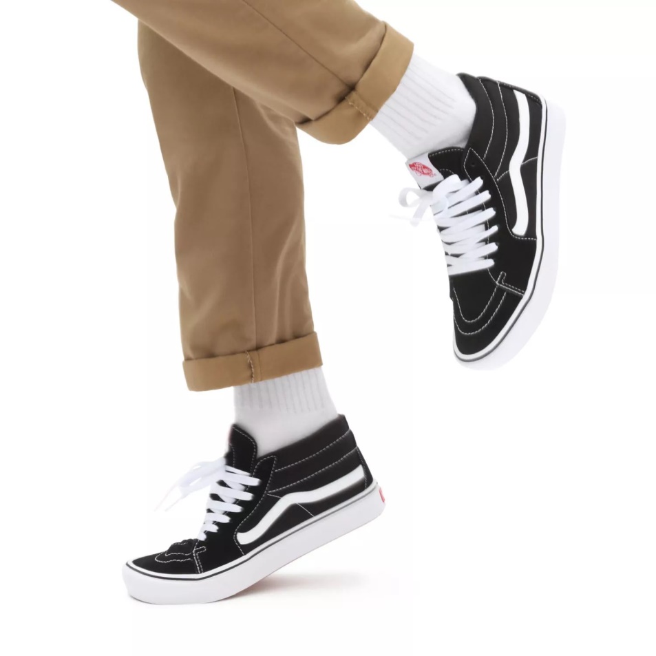 Vans Classic Comfycush Sk8-mid Cipő Fekete