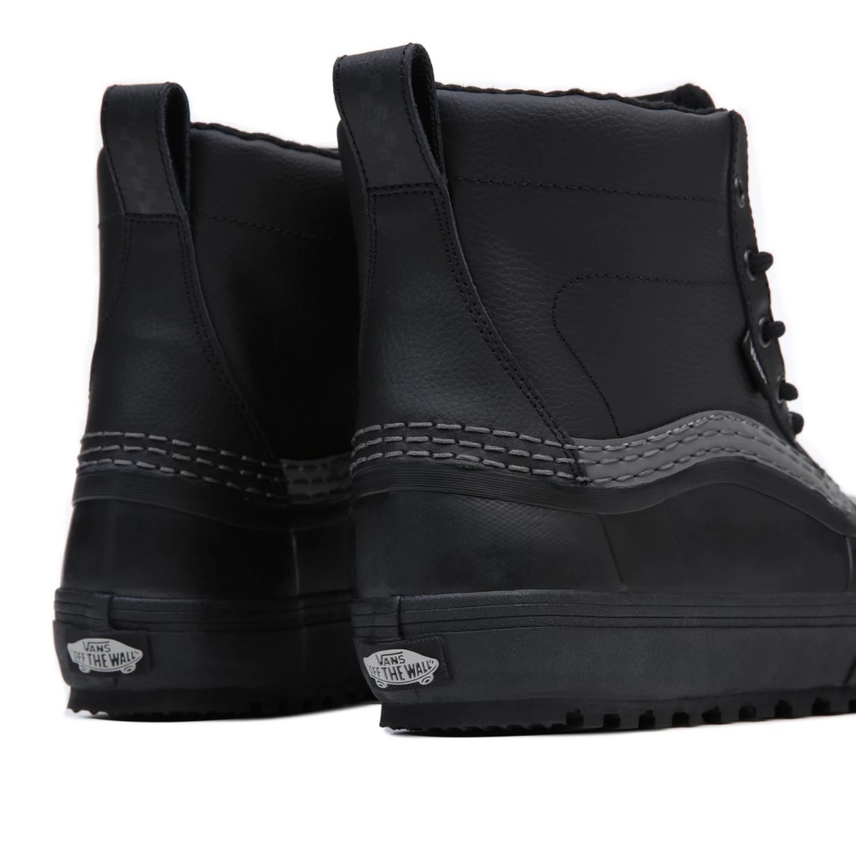 Vans Cole Navin Standard Mid Snow Mte Cipő Fekete