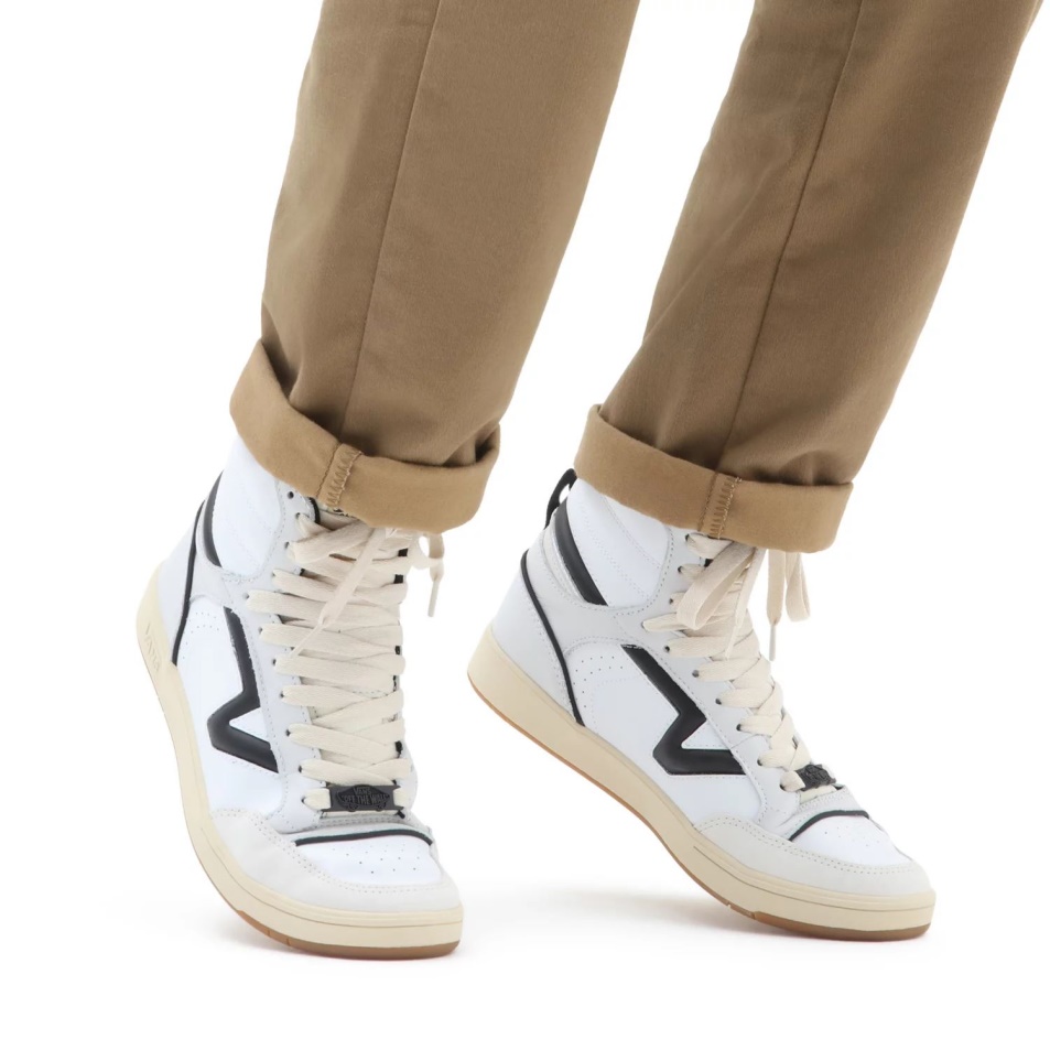 Vans Serio Kollekció Alföldi Hi Comfycush Jmp Cipő Fekete