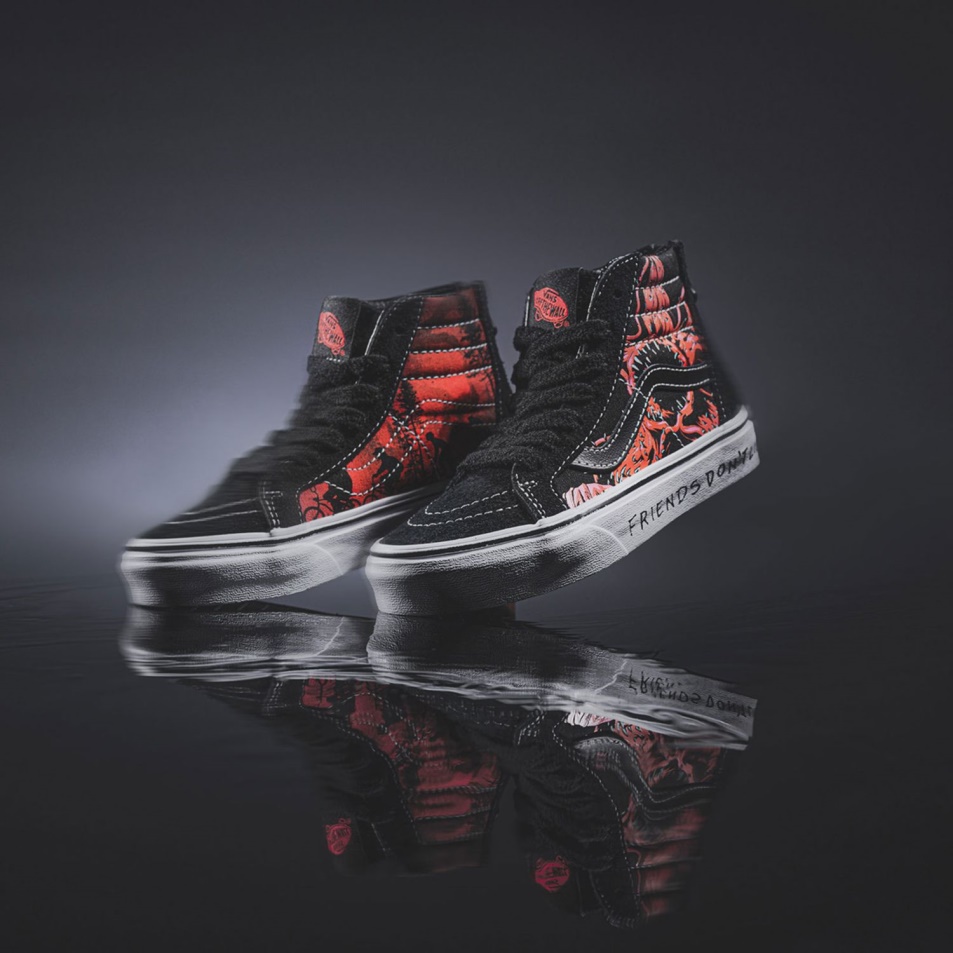Furgonok X Idegen Dolgok Sk8-hi Reissue Cipő Fekete-piros
