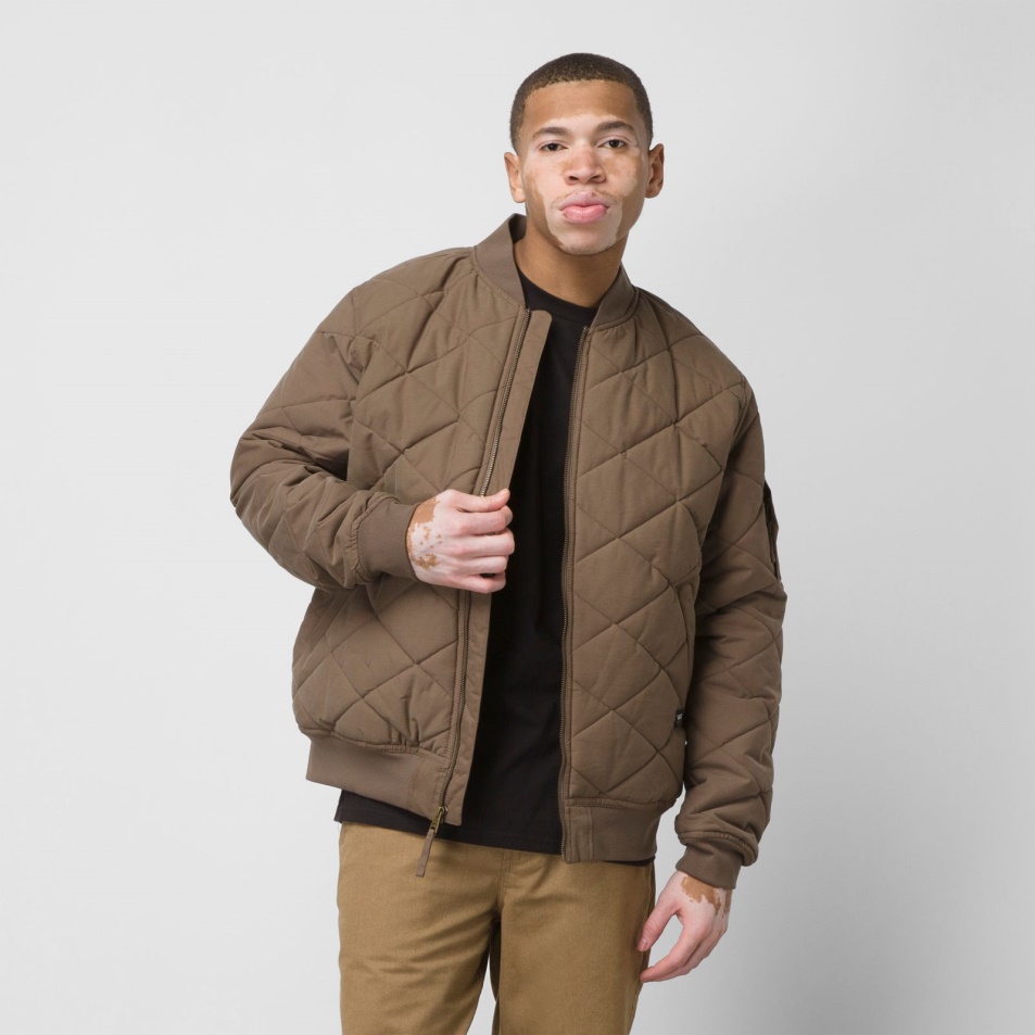 Furgonok Trusel Bomber Dzseki Menza