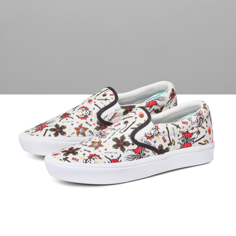 Furgonok X Idegen Dolgok Vámok Hellfire Klub Comfycush Slip-on