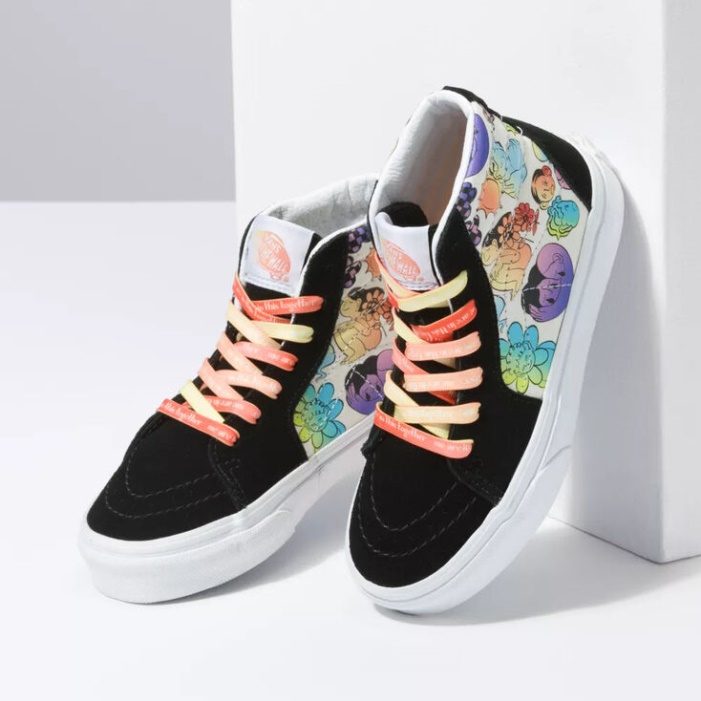 Furgonok Cultivate Care Kids Sk8-hi True White