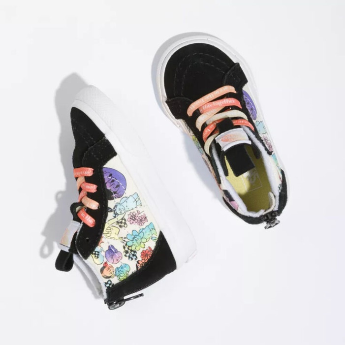Furgonok Cultivate Care Toddler Sk8-hi Zip True White