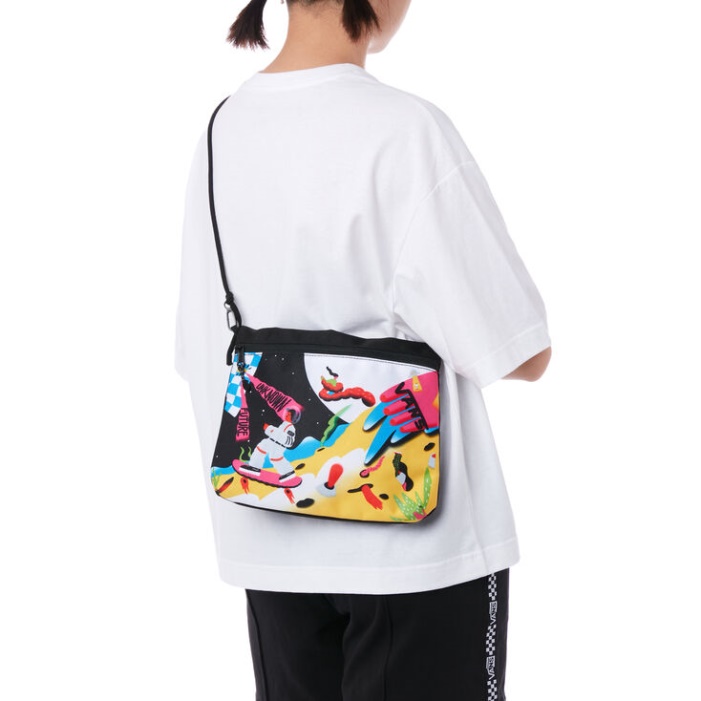 Vans Otw Művészeti Kollekció Nichinichi Crossbody Fekete