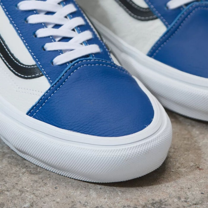 Furgonok Sport Bőr Korcsolya Old Skool True Blue-white