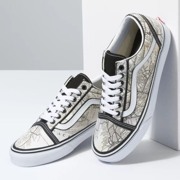 Furgonok X Moca Old Skool Frances Stark-maps
