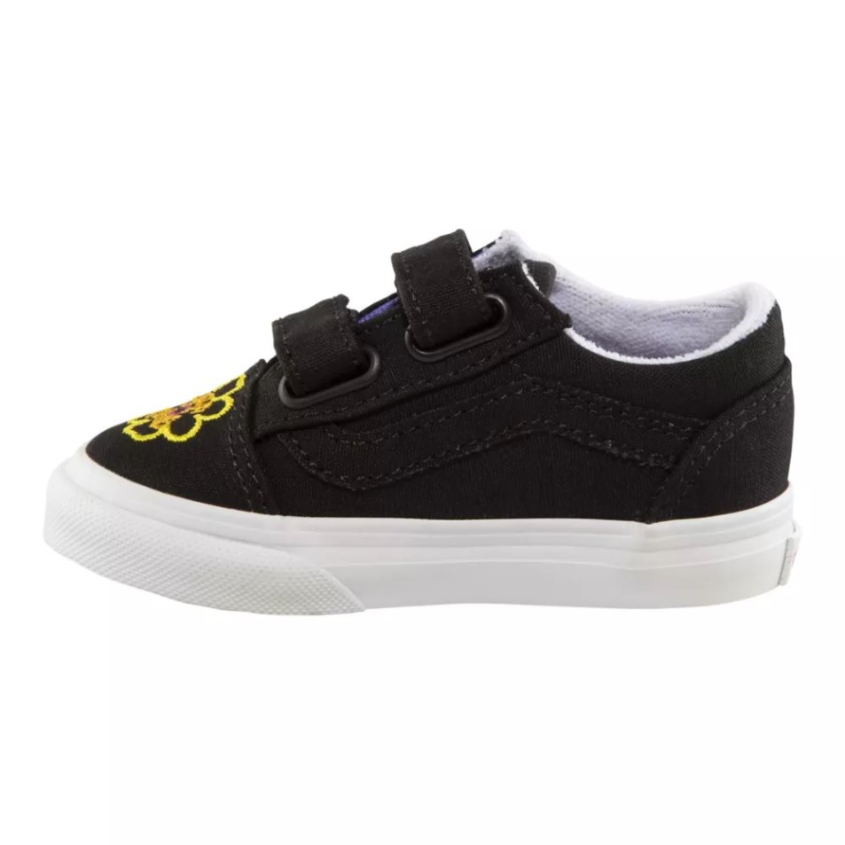Vans Toddler' Cultivate Care Old Skool V Skate Shoes Garden-true White