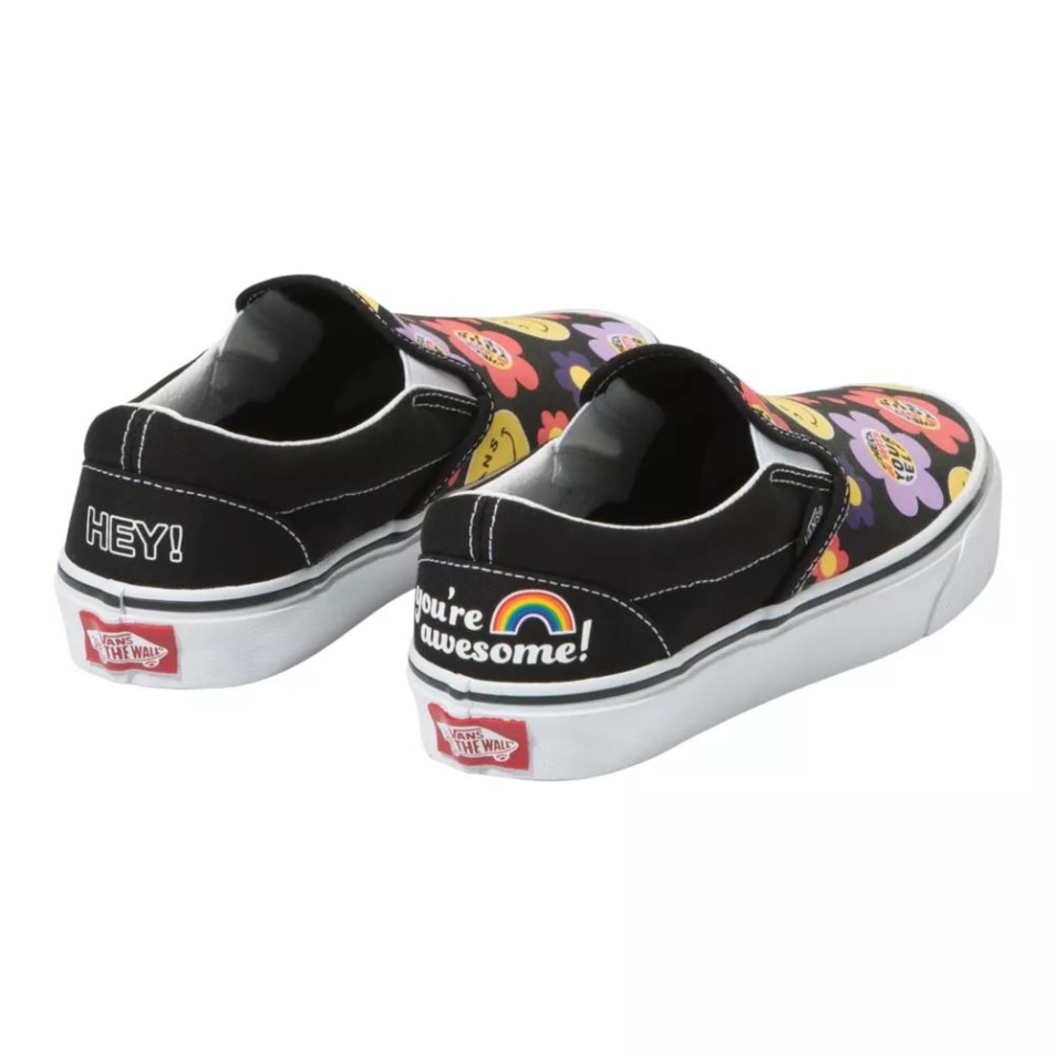 Vans Női Klasszikus Slip On Skate Cipő Fekete-multi